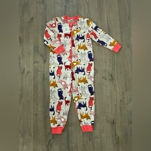 100% cotton NWT Multicolor Animal Print Kids Footie
